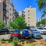 Stylish Apartments - Near Zadar Bridge