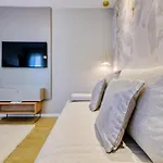 Stylish Apartments - Near Zadar Bridge