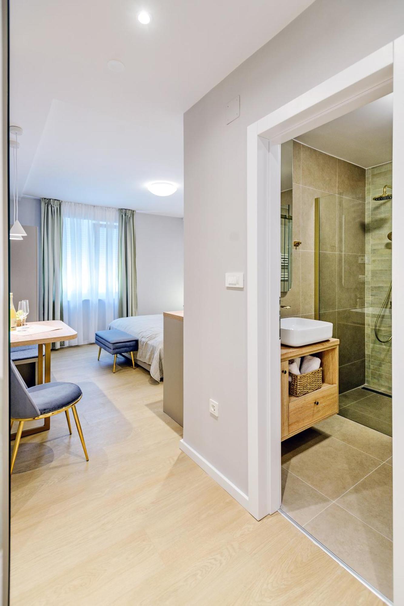 Appartement Stylish - Near Bridge